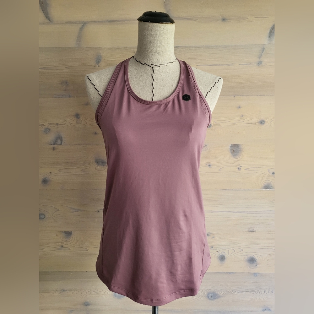 NWOT Under Armour Heat Gear Fitted Athletic Tank size M